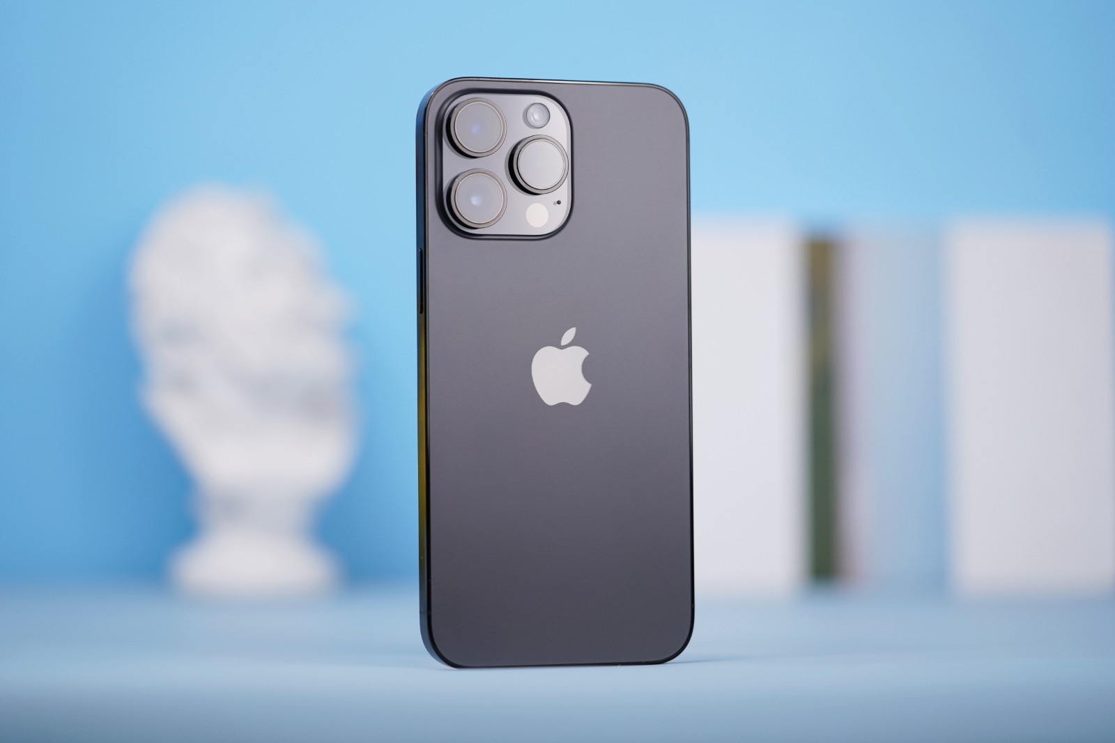 蘋果在印度生產iPhone14遭遇良率困境，廣告業務再臨考驗