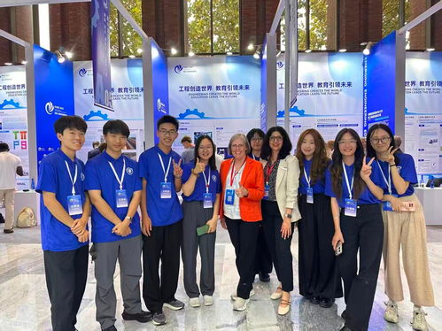 外國(guó)語學(xué)院師生圓滿完成2025國(guó)際工程教育發(fā)展會(huì)議志愿服務(wù)與教育咨詢工作
